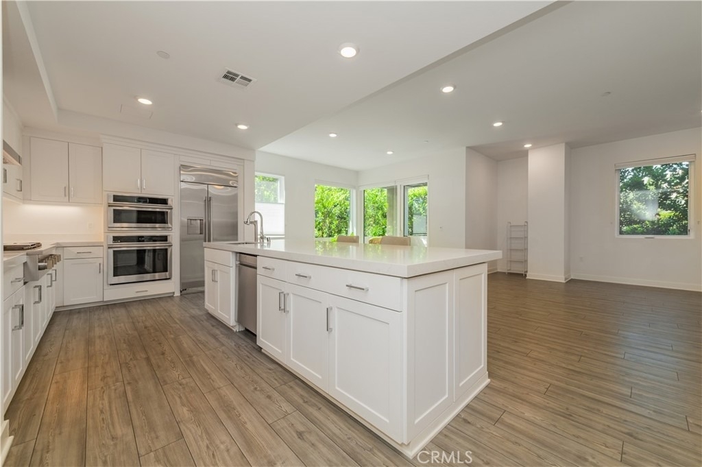 4210 Rivington - Photo 9