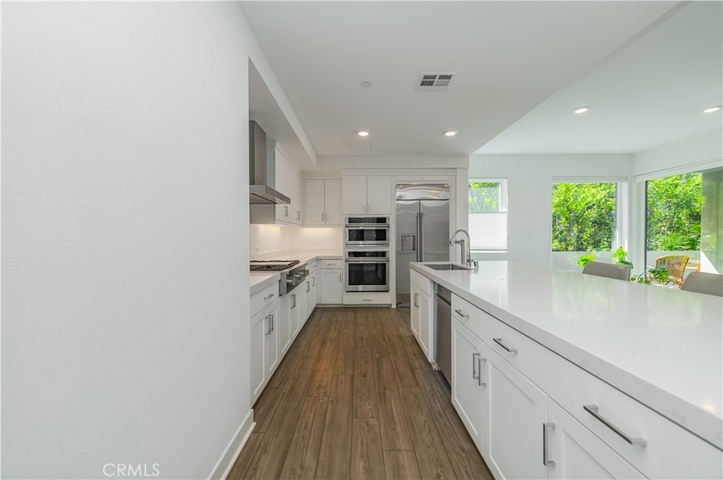 4210 Rivington - Photo 10