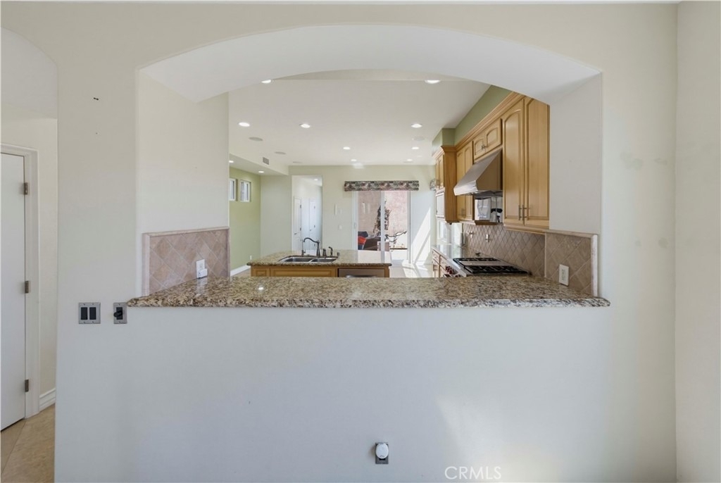 1020 California - Photo 34