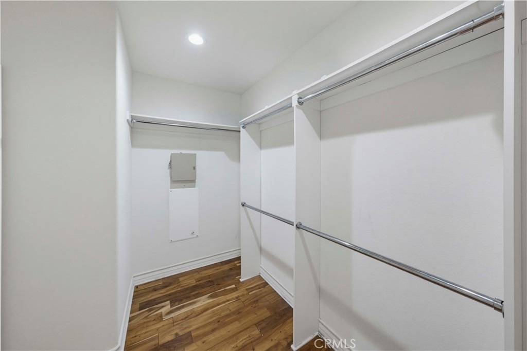 1020 California - Photo 9