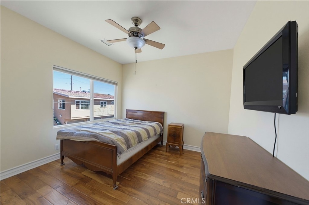 1020 California - Photo 28