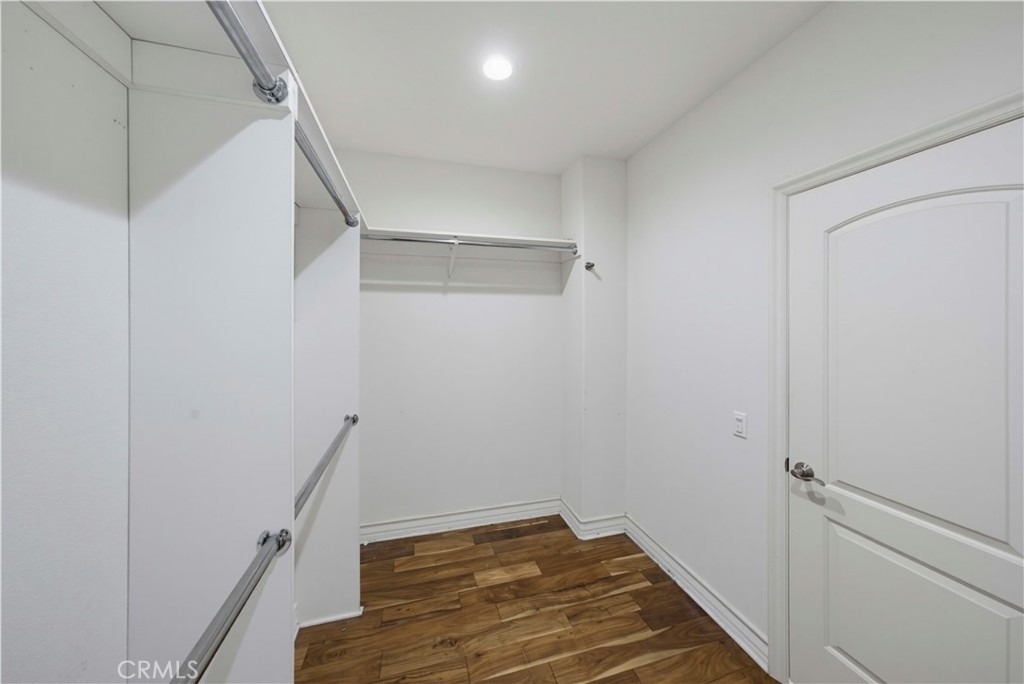 1020 California - Photo 6