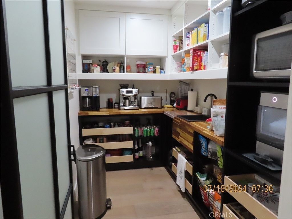 9562 Center Drive - Photo 10