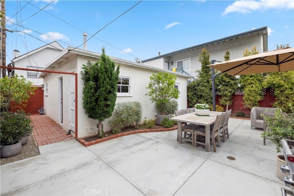 317 Iris Avenue - Photo 16