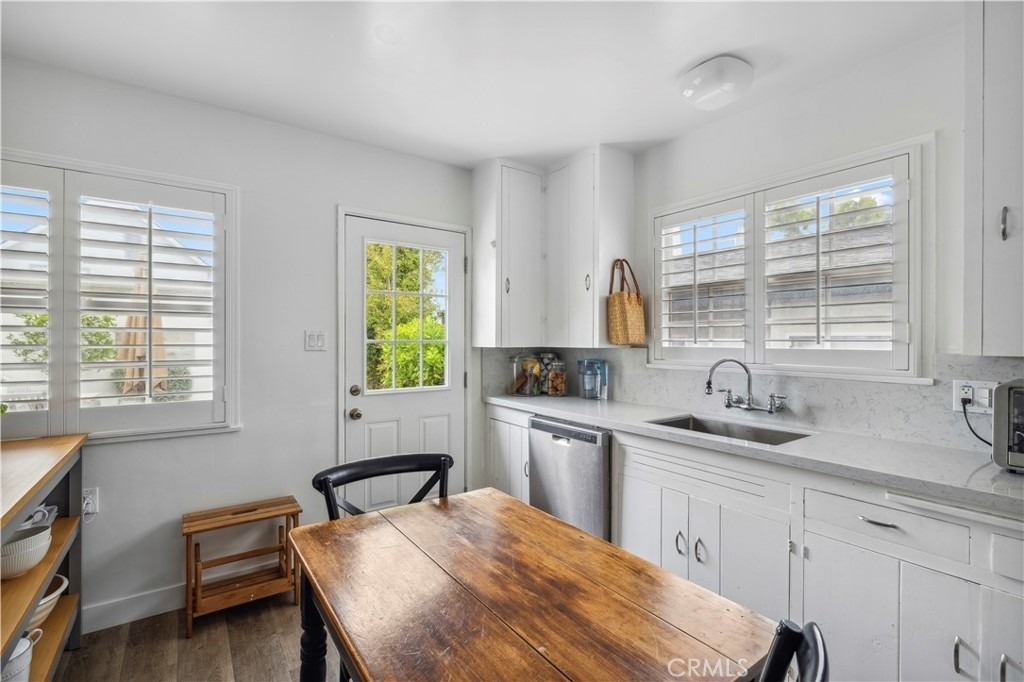 317 Iris Avenue - Photo 6