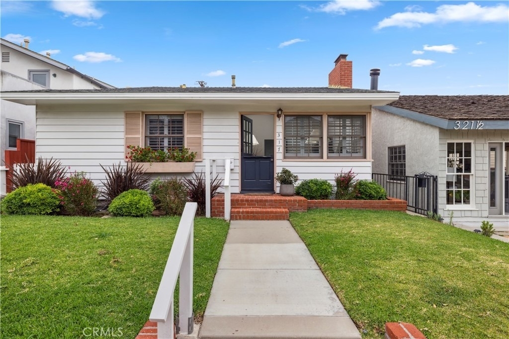 317 Iris Avenue - Photo 0