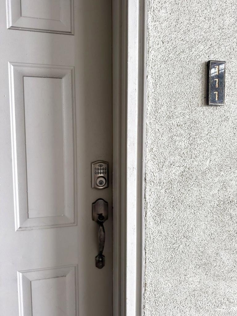 9255 Regents Rd - Photo 25