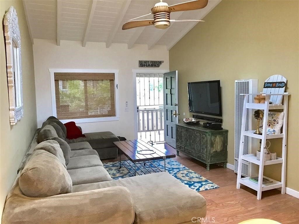3080 Lincoln - Photo 7
