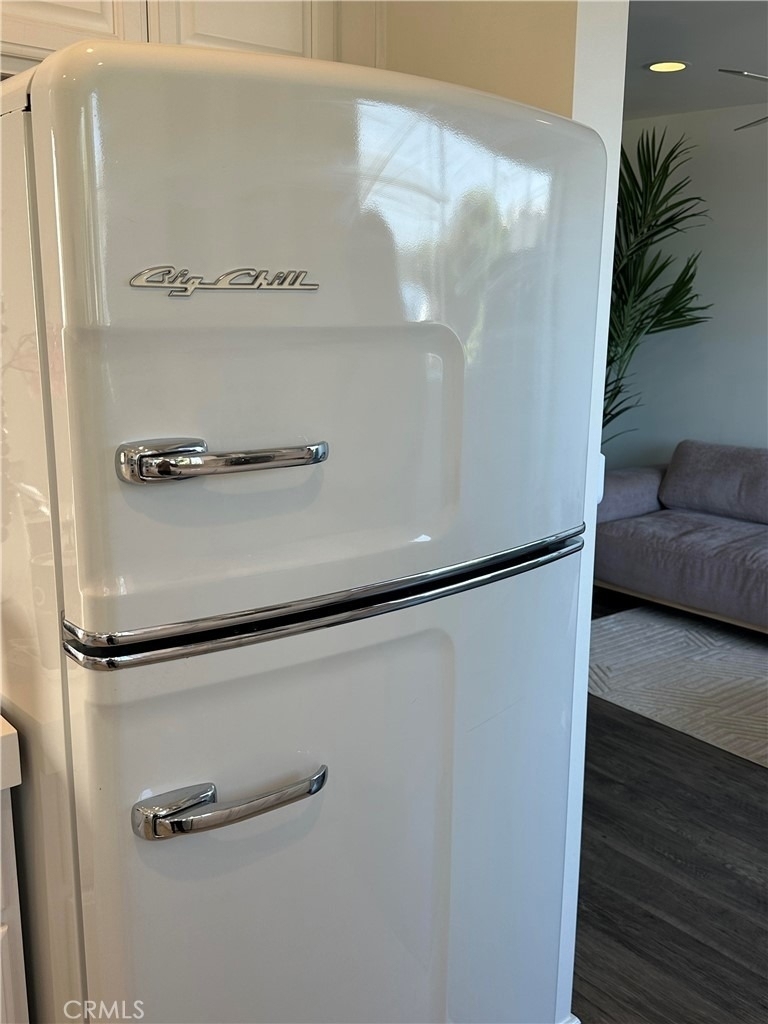 577 Ramona - Photo 10