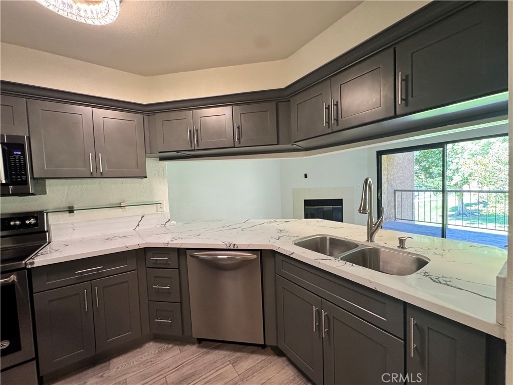 10655 Lemon Avenue - Photo 9