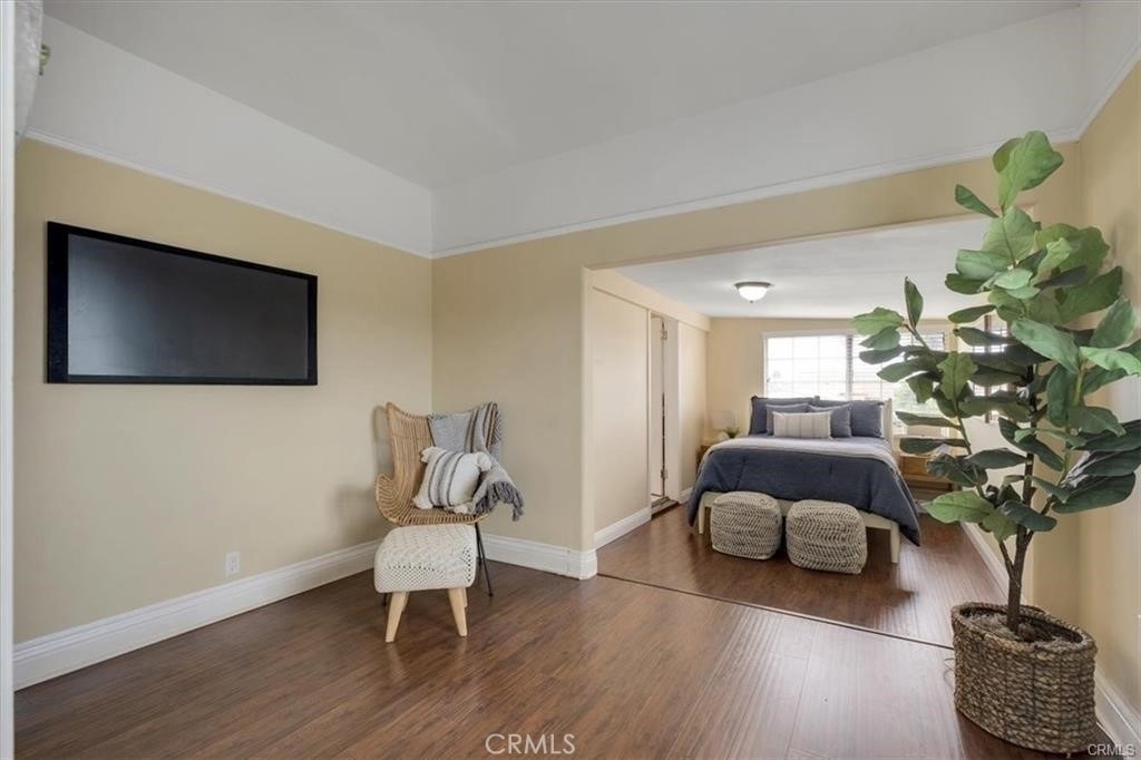 2913 Brighton Avenue - Photo 5
