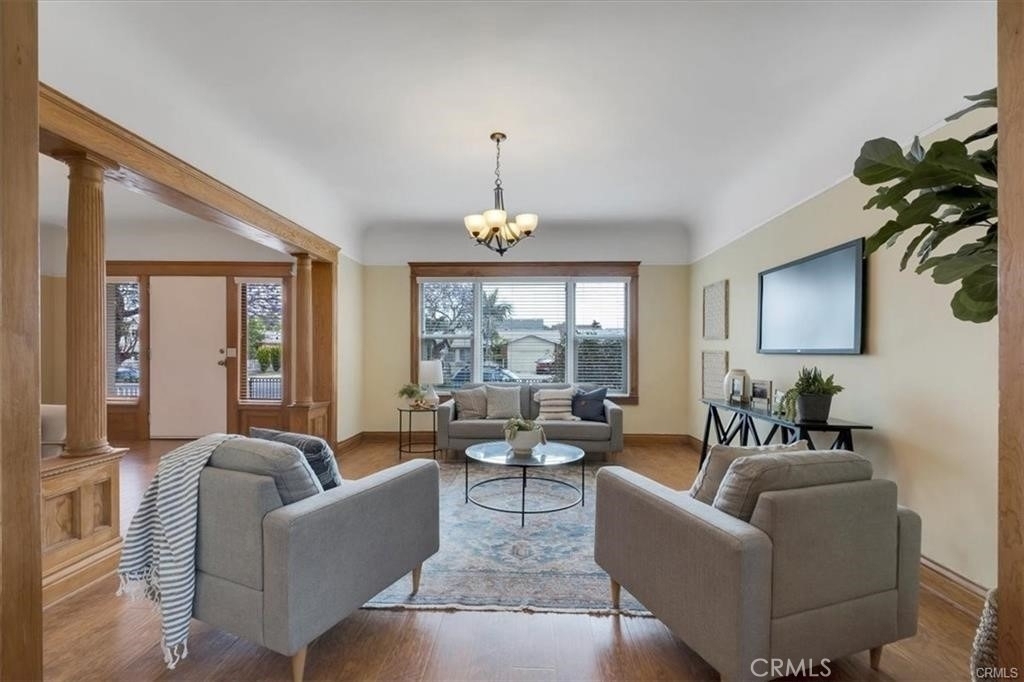 2913 Brighton Avenue - Photo 1