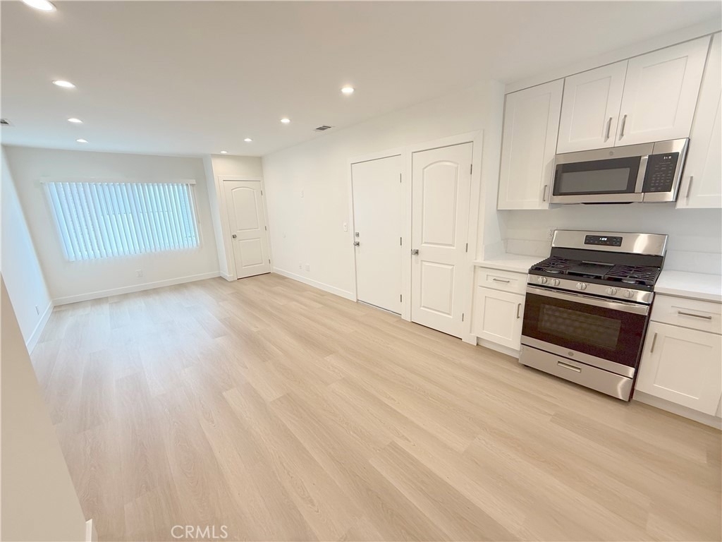 1235 N. Brand Blvd - Photo 2