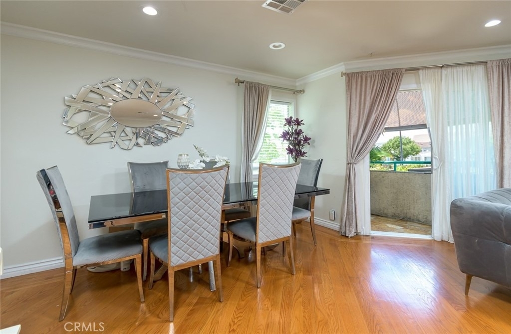 1421 5th Street - Photo 4