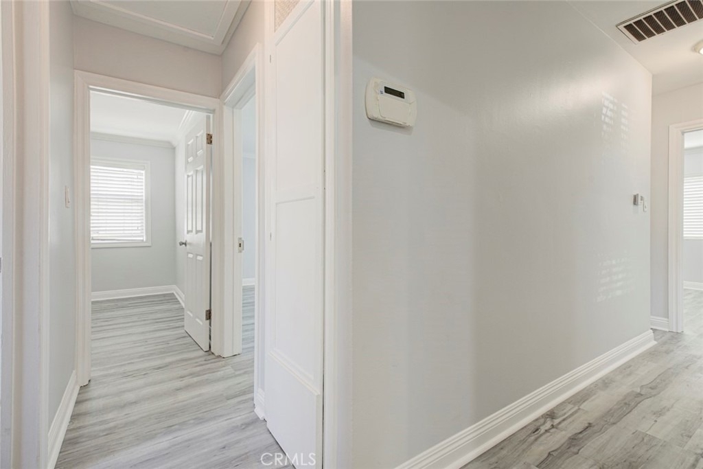 14537 Wyandotte - Photo 11