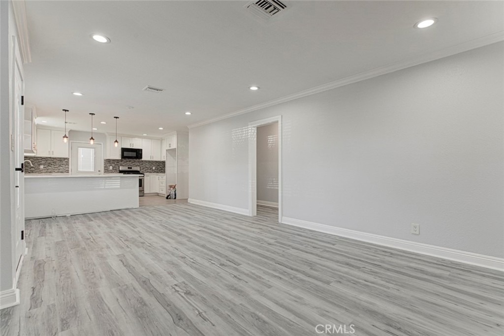 14537 Wyandotte - Photo 5