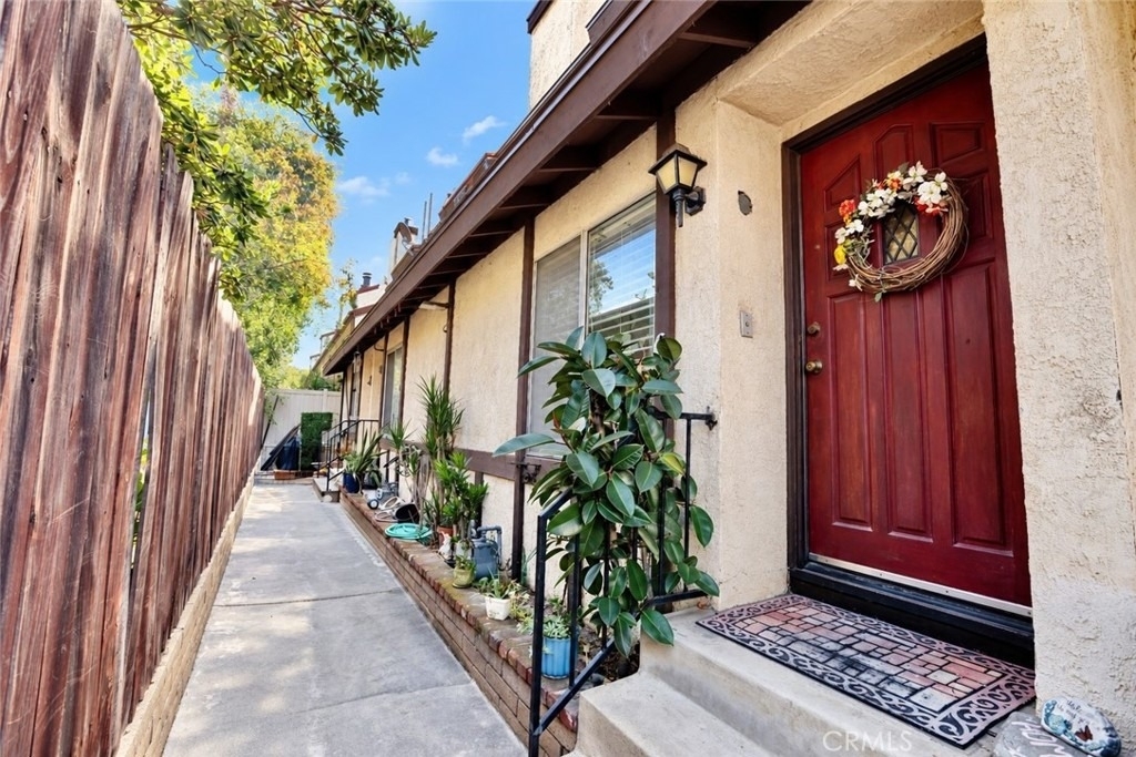 408 N Catalina - Photo 3