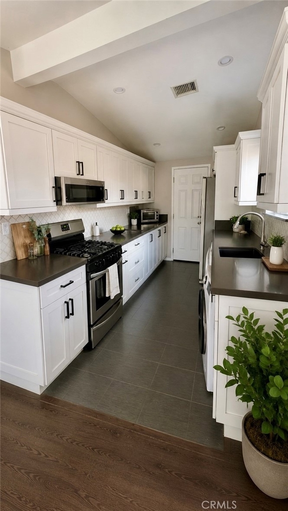 11714 Sproule - Photo 5