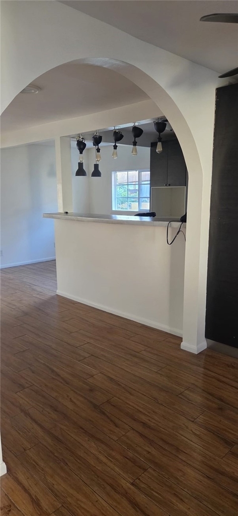 19204 Vanowen - Photo 3