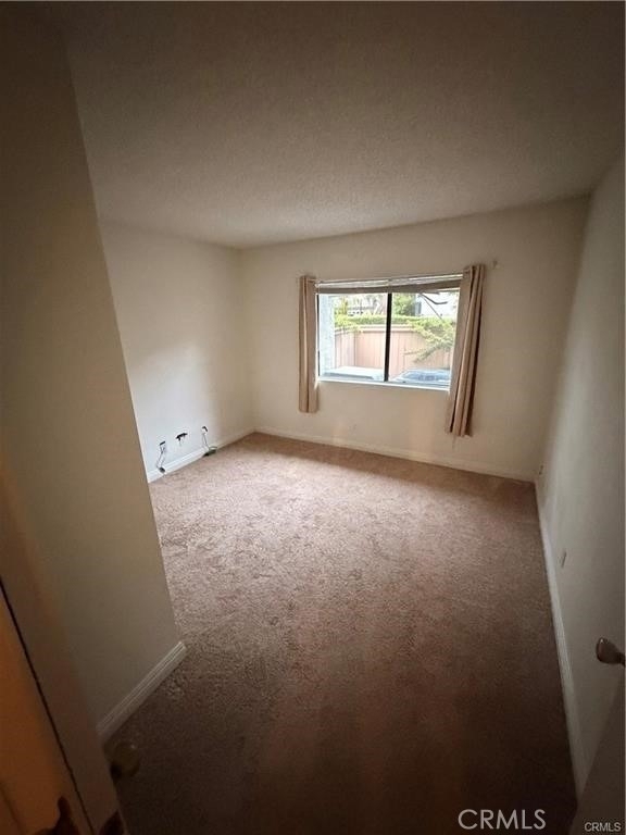 352 Deerfield Avenue - Photo 3