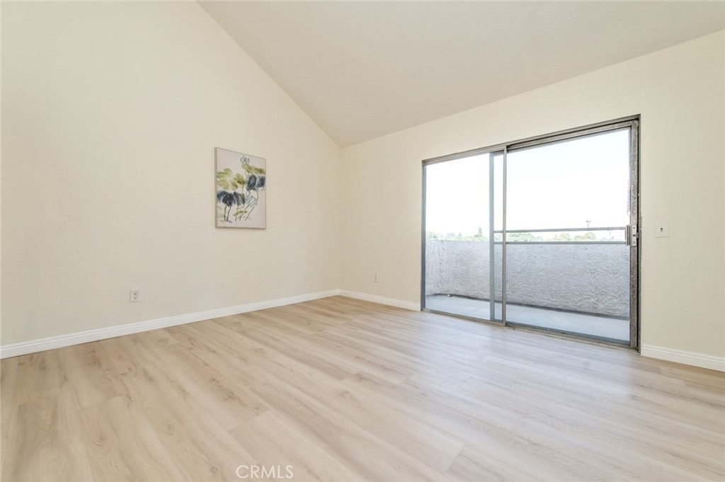 2038 S Bon View Avenue - Photo 27