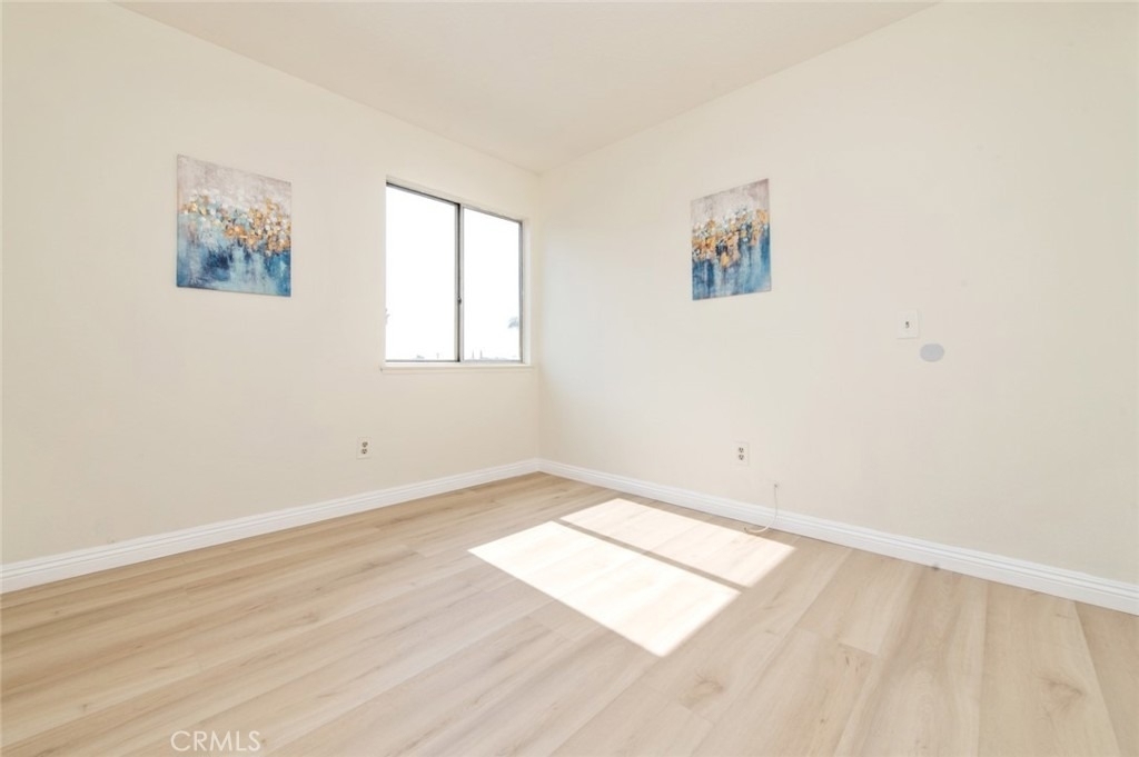 2038 S Bon View Avenue - Photo 23