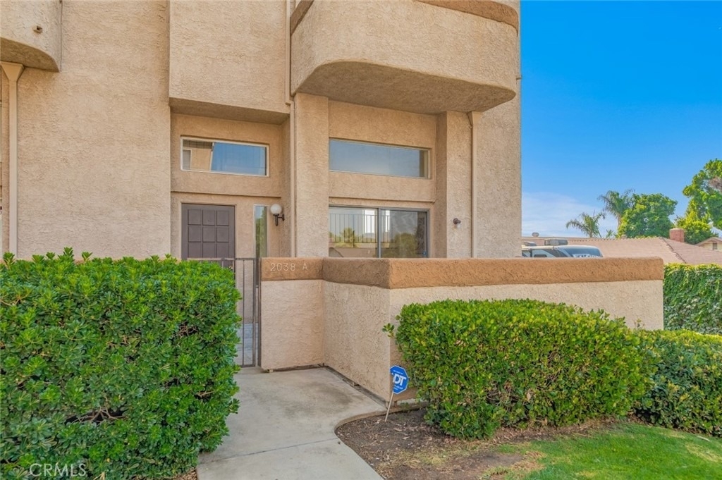 2038 S Bon View Avenue - Photo 1