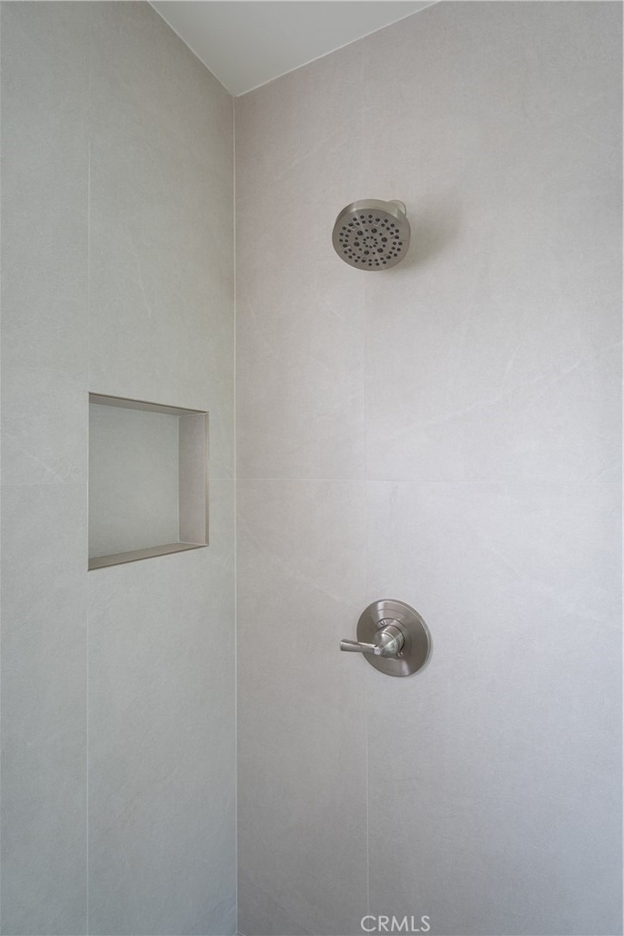 1065 E Spazier - Photo 15