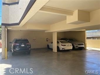 1022 Irving Avenue - Photo 16