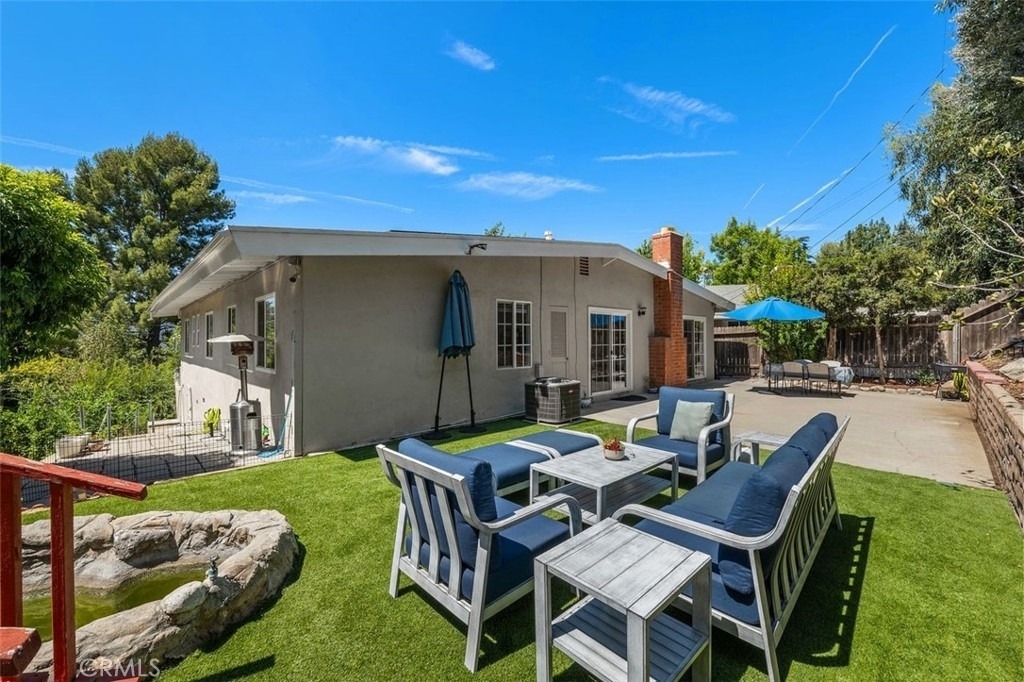 3136 Frances - Photo 23
