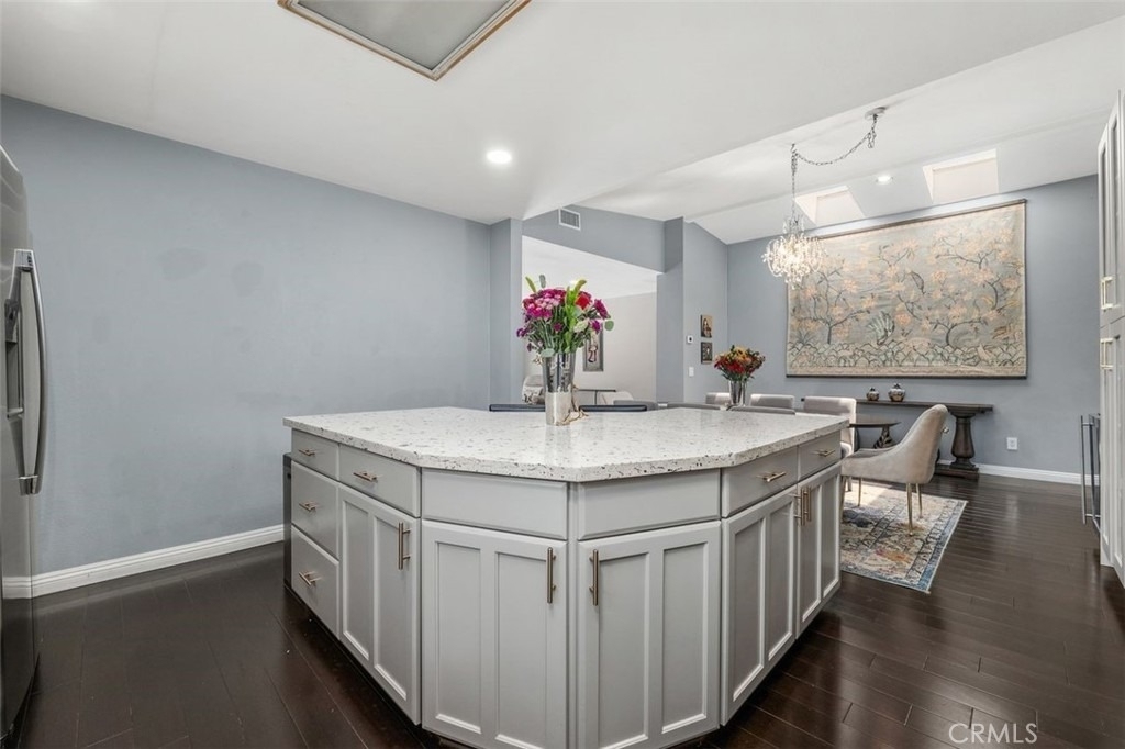 3136 Frances - Photo 9