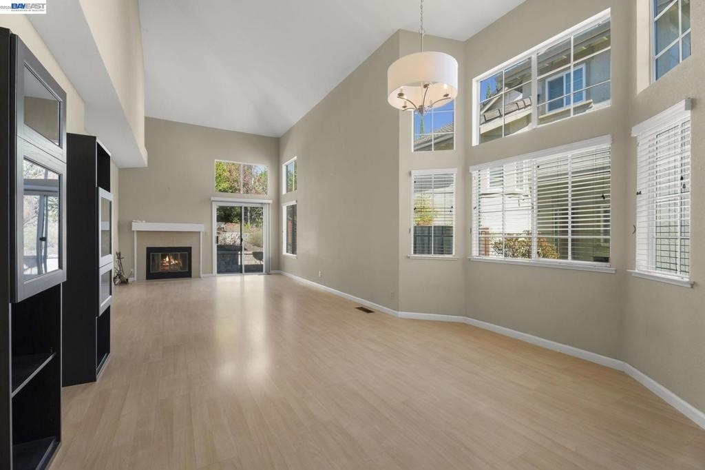212 Rabbit Ct - Photo 2