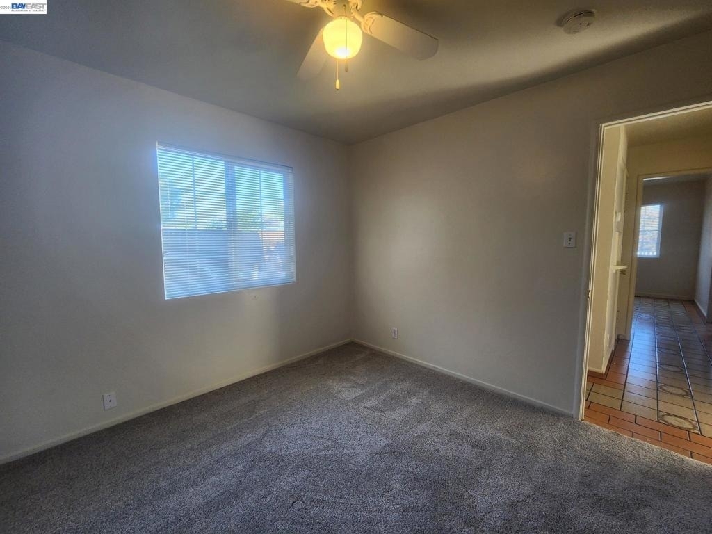 323 Adelle Street - Photo 9