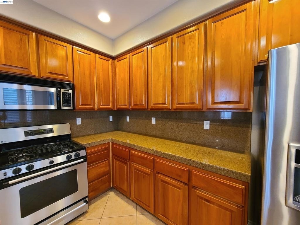 204 Abigail Cir - Photo 17