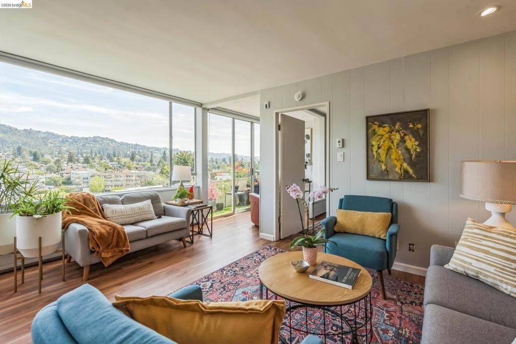 2550 Dana St - Photo 13