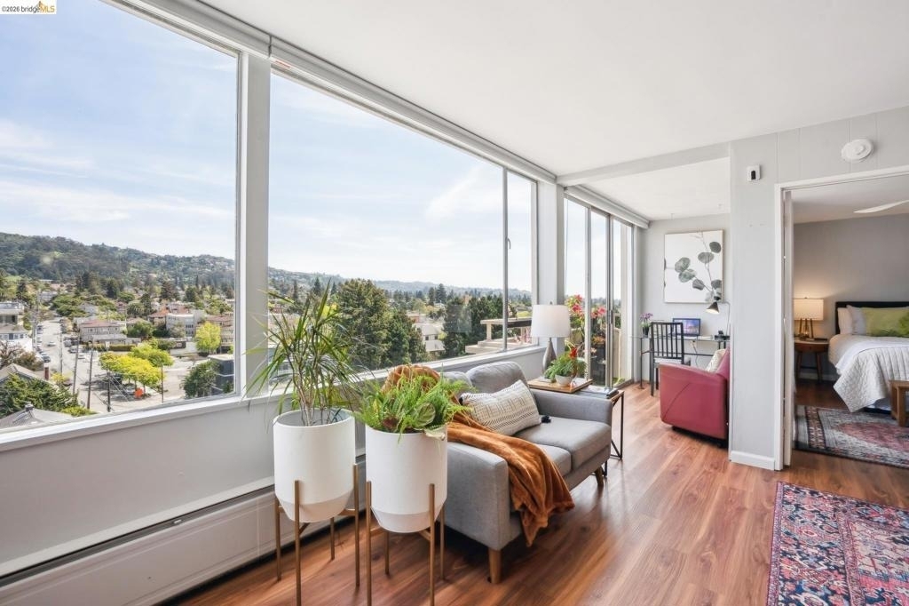 2550 Dana St - Photo 0