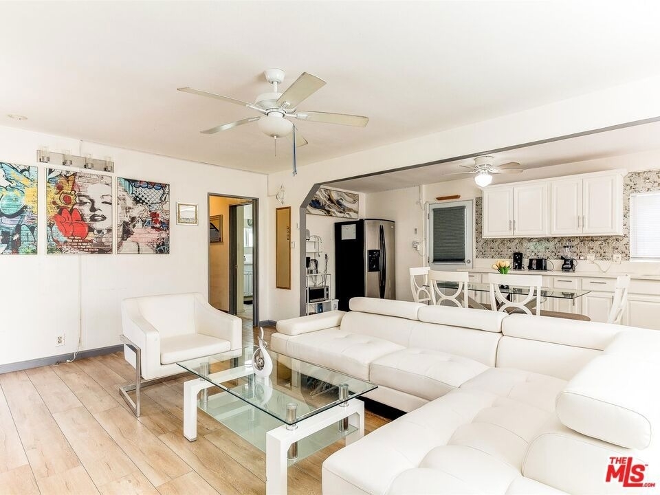 138 S Madison Avenue - Photo 9