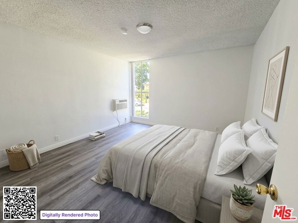 1208 W Adams Boulevard - Photo 2