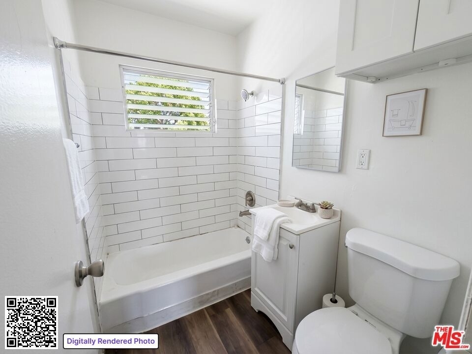 1133 W 36th Place - Photo 4