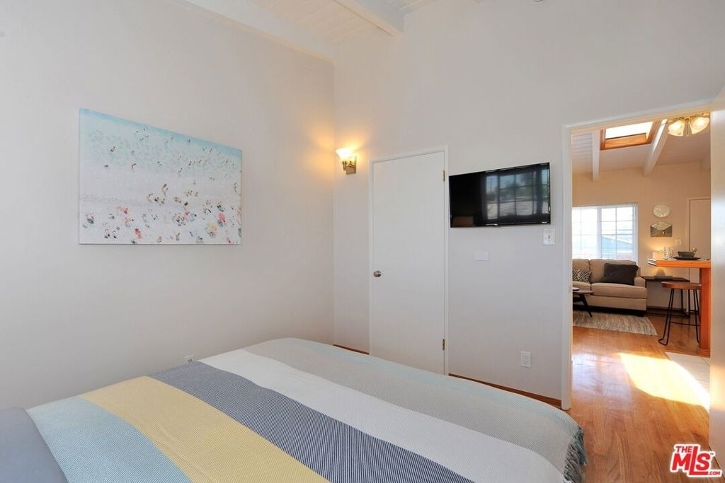 313 Mildred Avenue - Photo 9