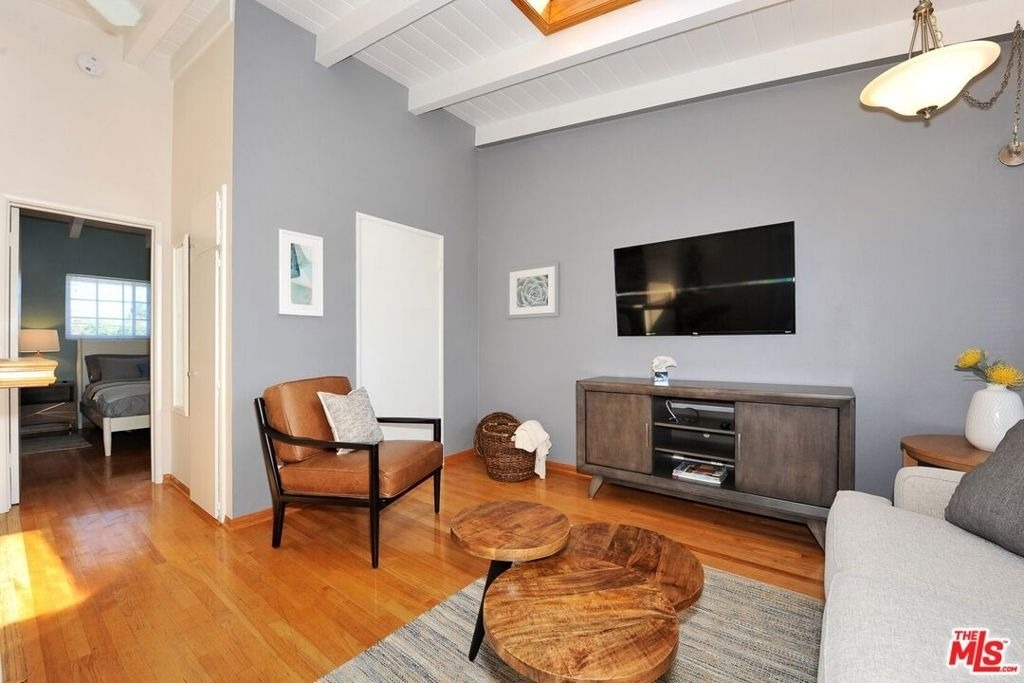 313 Mildred Avenue - Photo 1