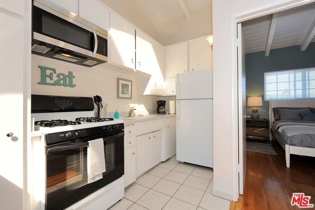 313 Mildred Avenue - Photo 7