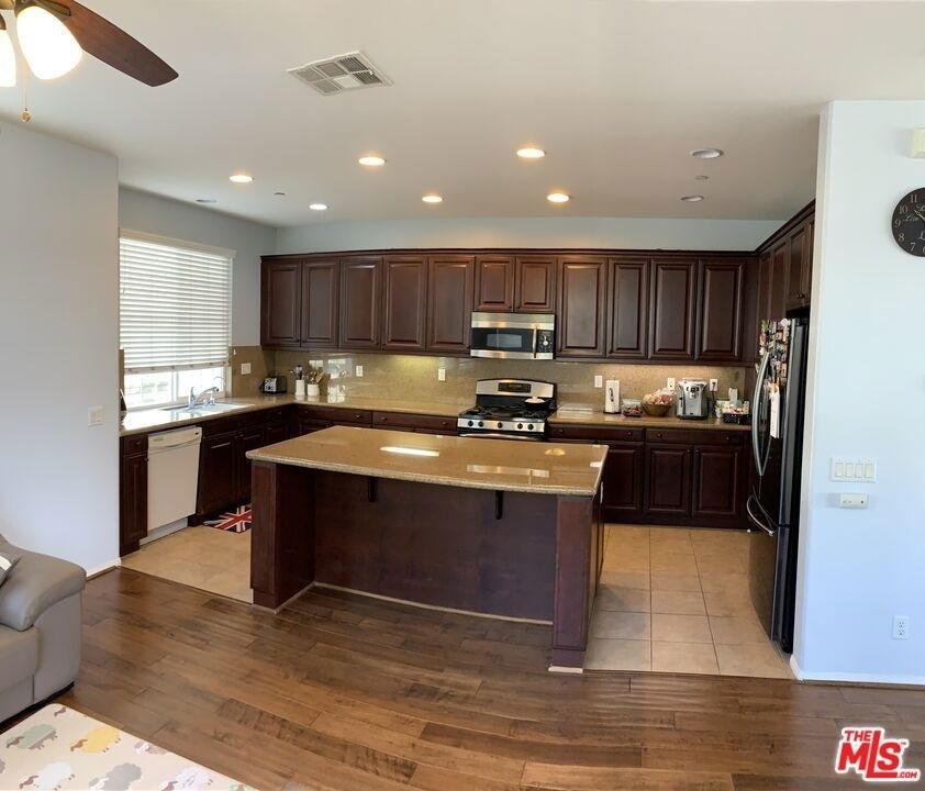 2118 Arnold Way - Photo 5