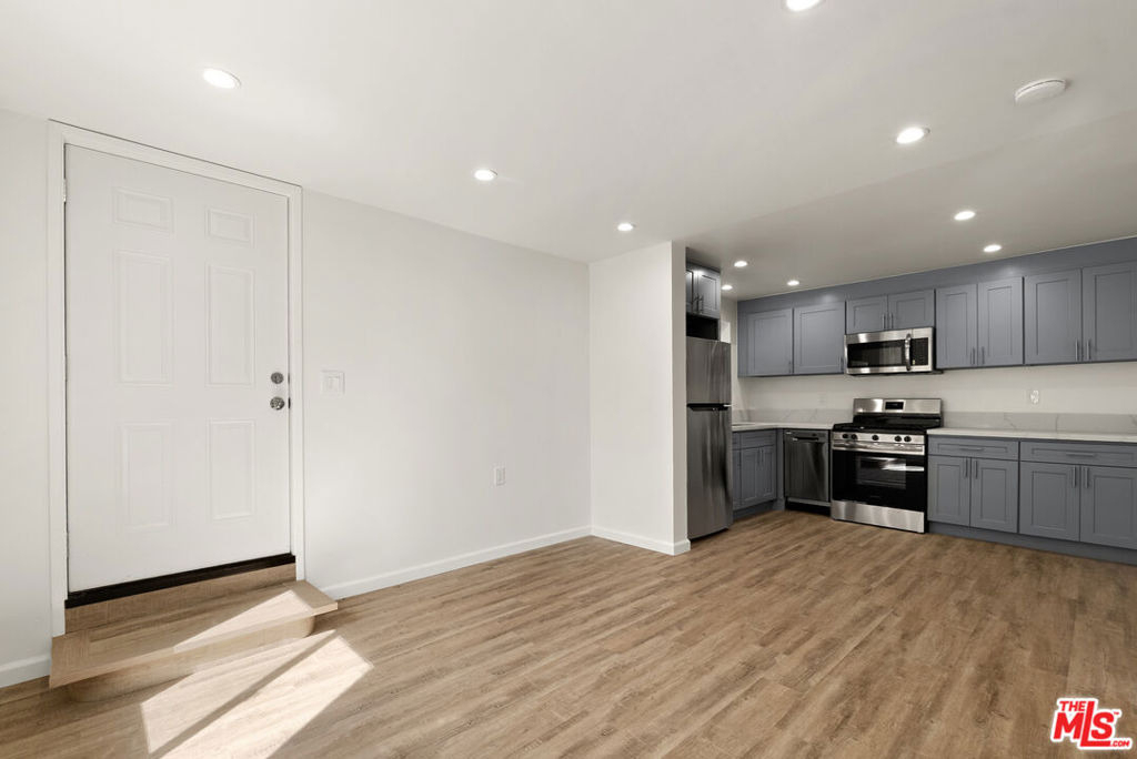 8824 1/2 Harratt Street - Photo 1