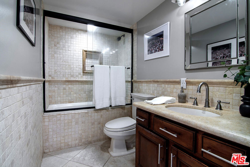 10390 La Grange Avenue - Photo 22