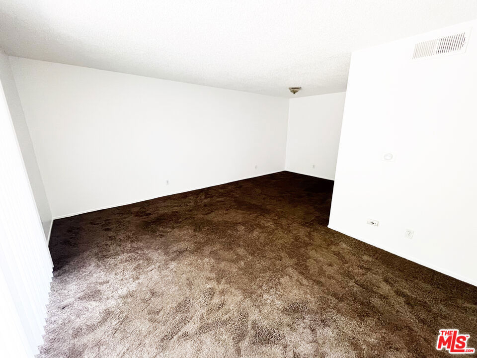 4180 Marlton Avenue - Photo 9