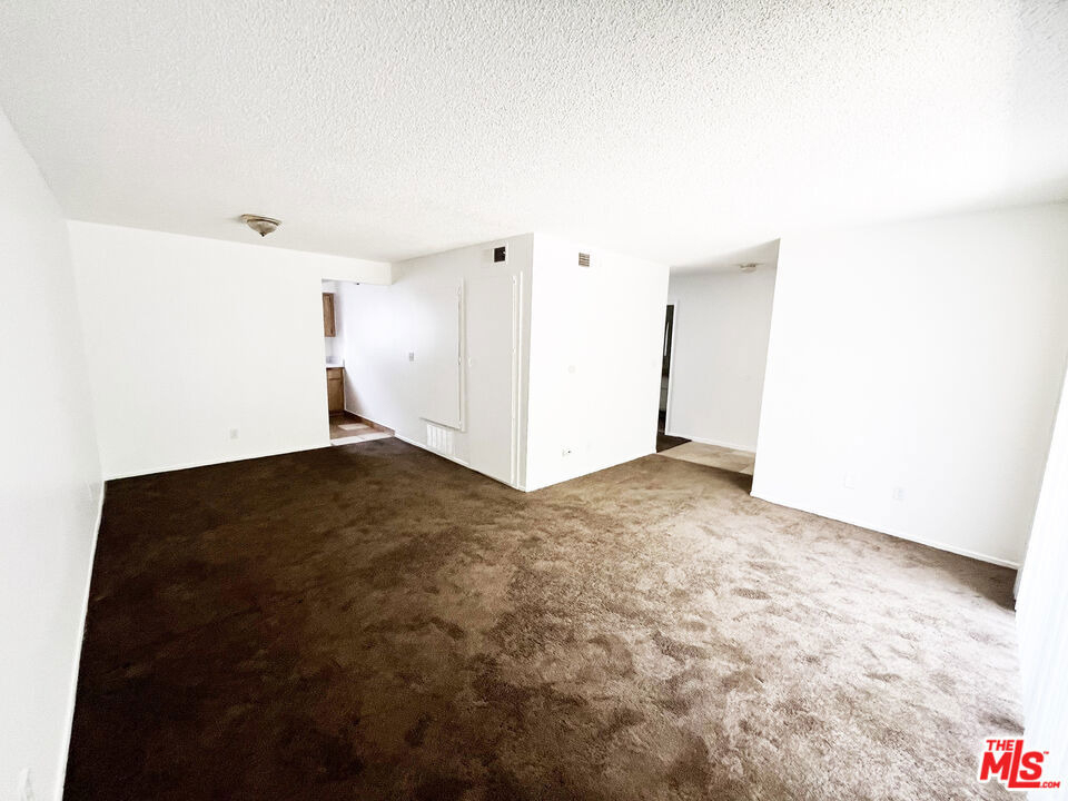 4180 Marlton Avenue - Photo 3