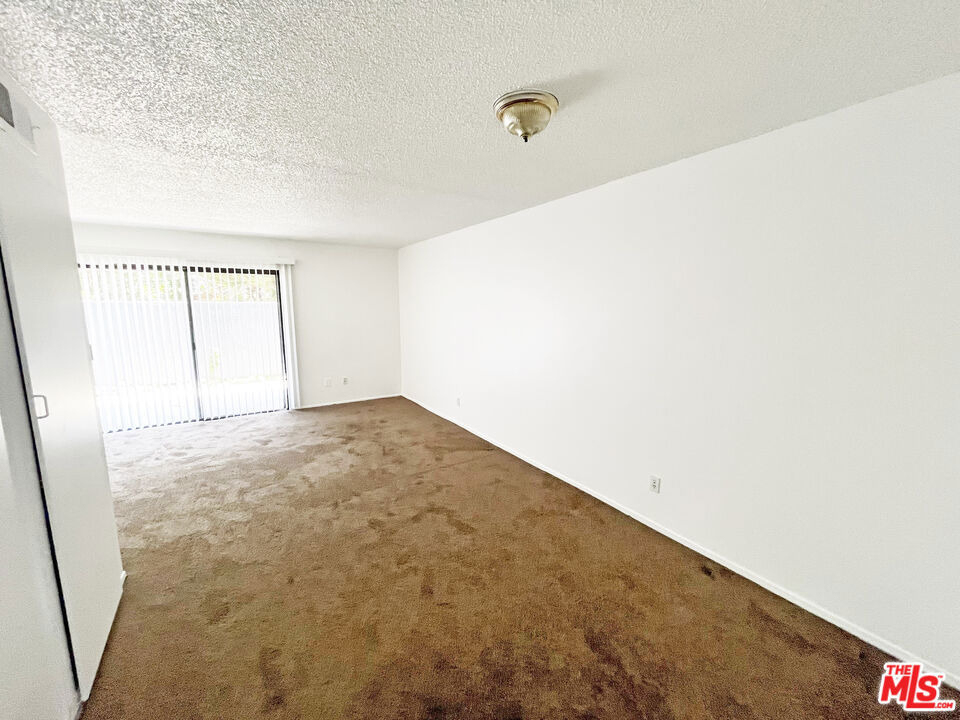 4180 Marlton Avenue - Photo 5