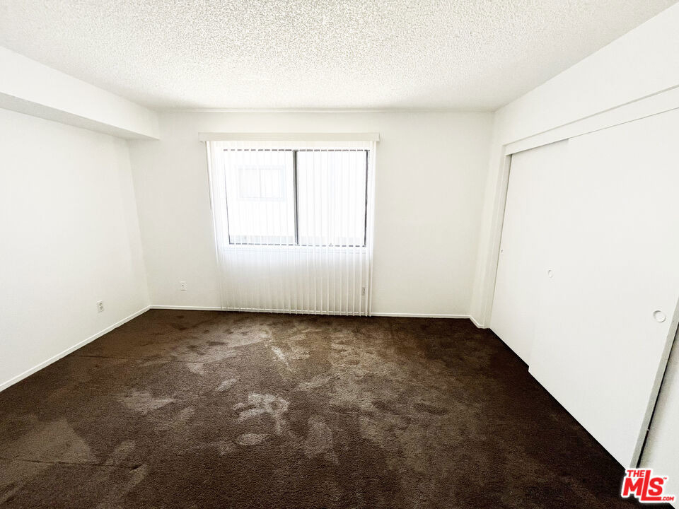 4180 Marlton Avenue - Photo 12