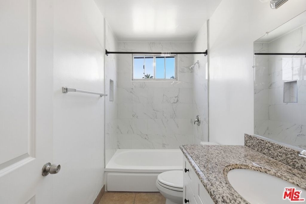 1812 N Gramercy Place - Photo 7